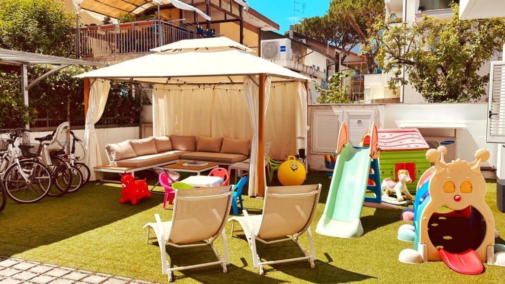 Residence Altea Riccione Exterior foto