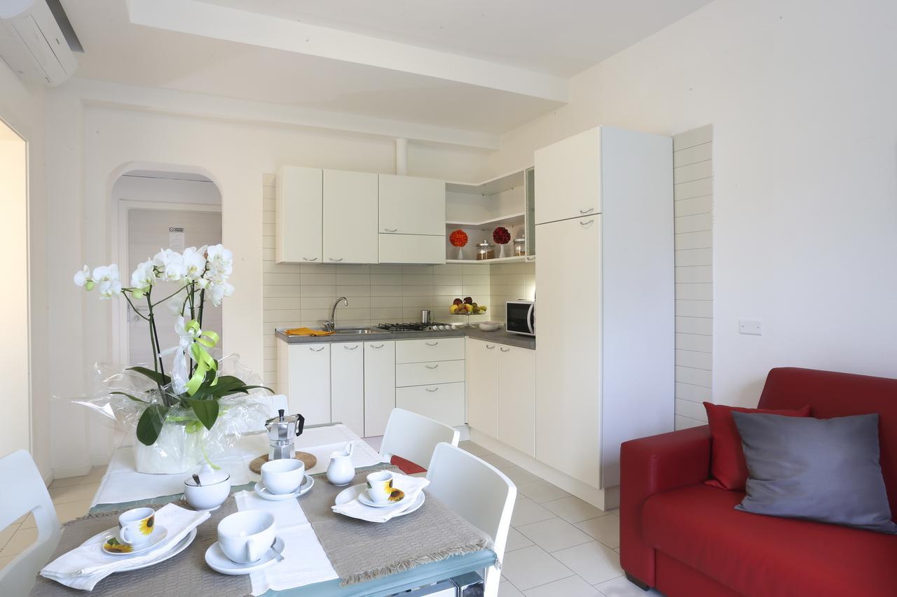 Residence Altea Riccione Exterior foto